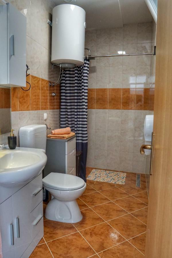 شقة زادار  في Apartman Cro Garden المظهر الخارجي الصورة